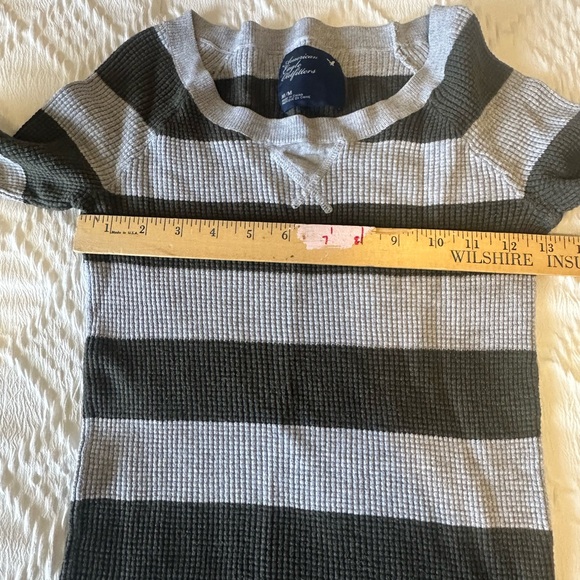 American Eagle gray and army green striped thermal sweater long sleeve size Med - Picture 5 of 7